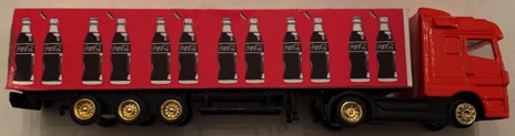 10299-1 € 6,00 coca cola vrachtwagen afb flesjes ca 20 cm.jpeg